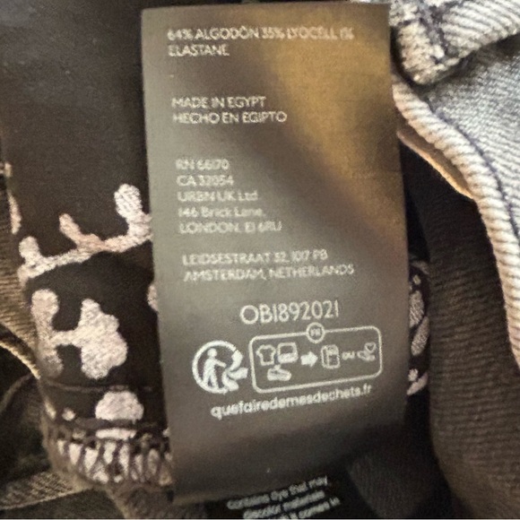 NWT, We The Free Low Maintenance Mid Rise Crop Boot Jeans in Washed Black Sz 32 - Picture 13 of 13